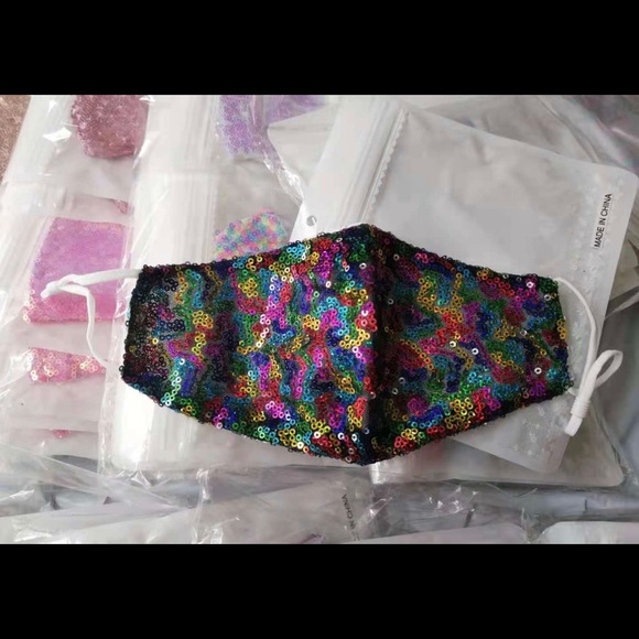 Face mask - Picture 3 of 6